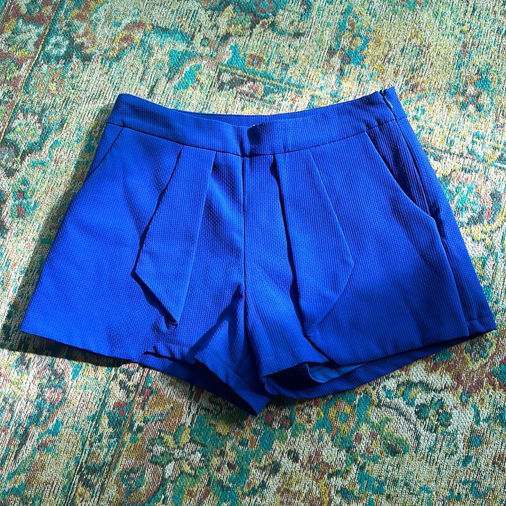 Electric blue, high waisted short.